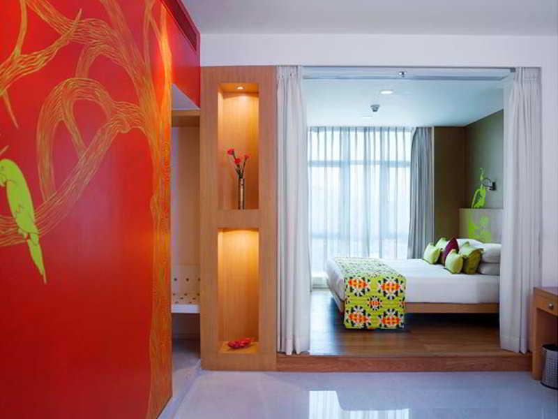 The Beatle Hotel Mumbai Room photo